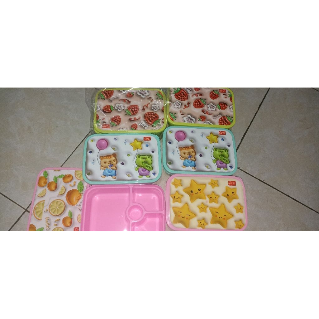 tempat nasi bekal / Misting lucu sekat banyak