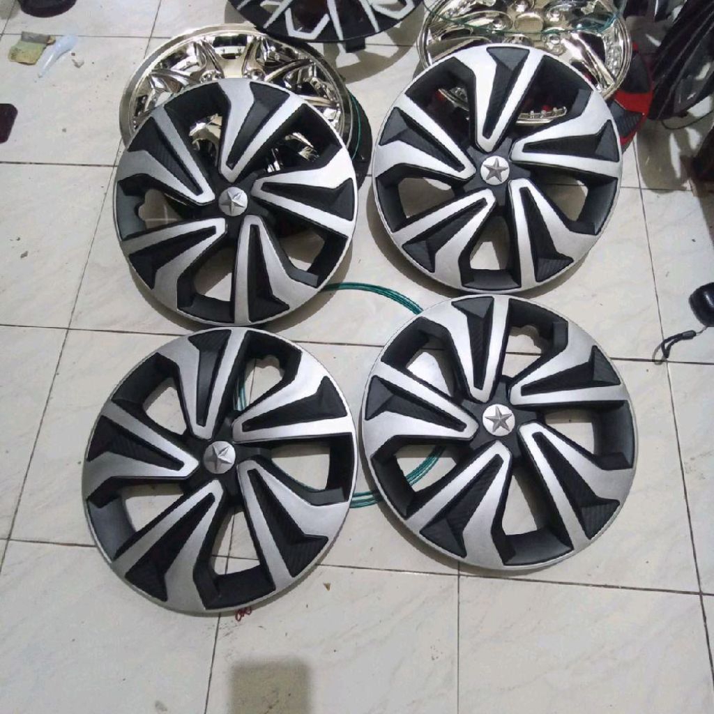 cover velg dop roda mobil  L-300 apv mobilio avanza xenia calya sigra ring  14 silver