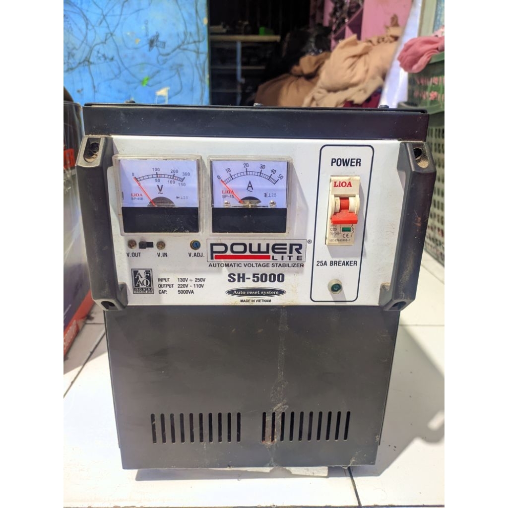 POWERLITE Stabilizer Analog SH 5000 VA / stabilizer powerlite 5 Kva