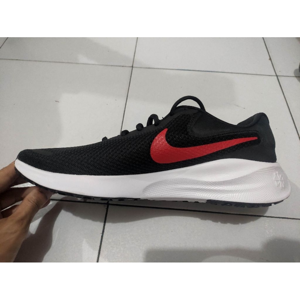 Nike Revolution 7 Sepatu Lari Running BNIB Authentic Original