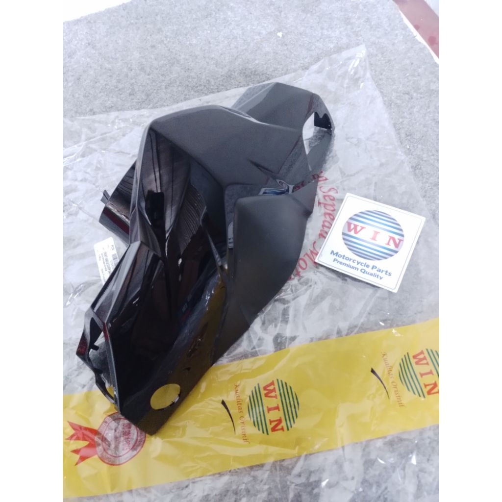FRONT HANDLE COVER / BATOK DEPAN VARIO 110 FI ORIGINAL WIN