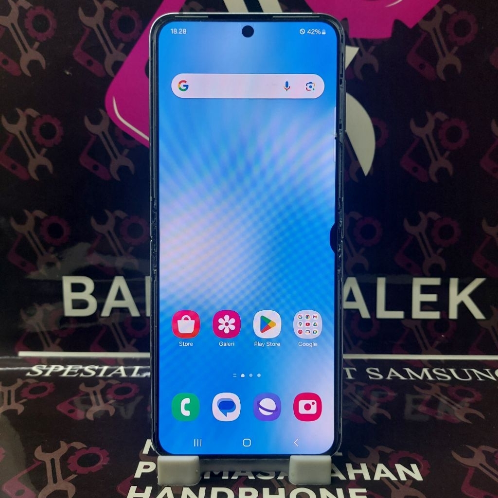 LCD SAMSUNG GALAXY Z FLIP 5 (SM-F731 ORIGINAL BEKAS COPOTAN SEIN MINUS TOMPEL KANAN