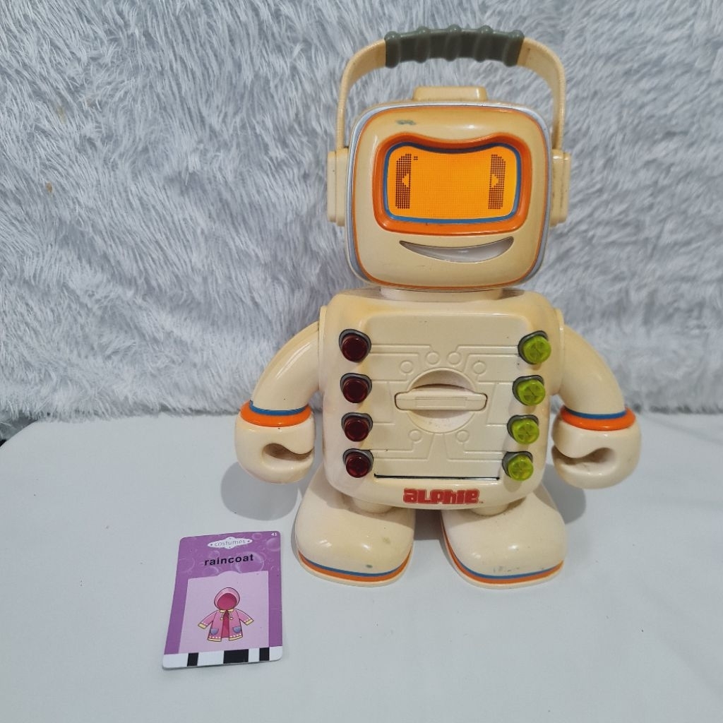 Robot Pintar Alphie Playskool