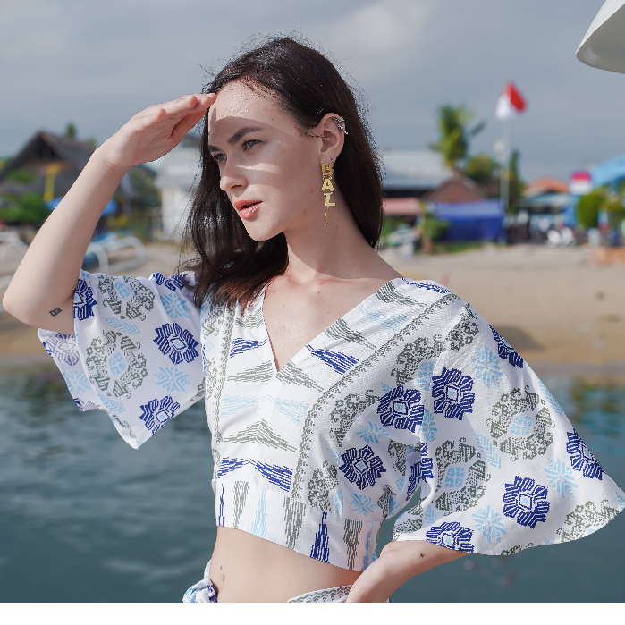 Cap Bali Set Top V Leher & Pants Aladin Lombok Light Blue