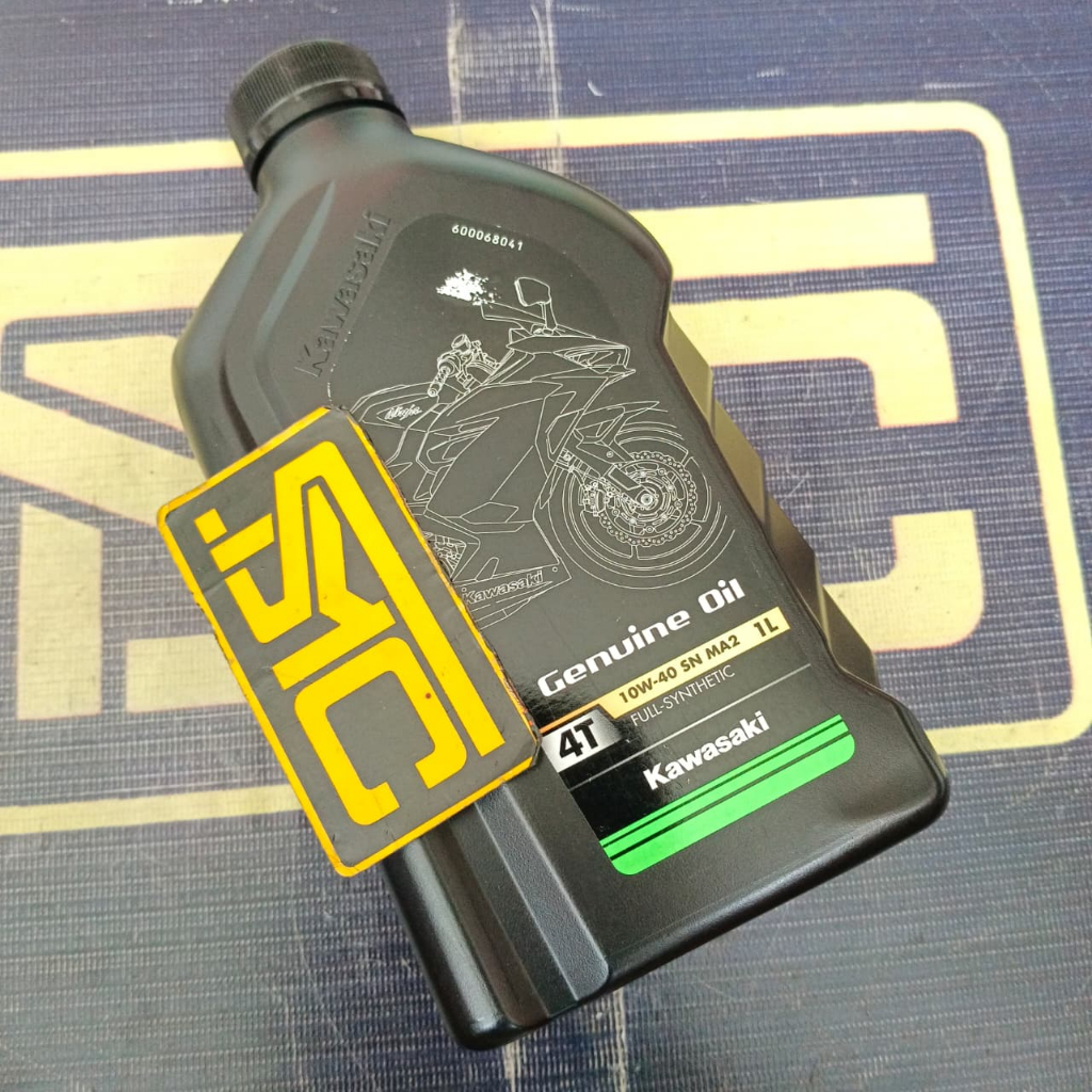 Oli Mesin Motor Kawasaki Genuine Ultimate 4T 10W/40 Full Synthetic Oli Pelumas 1L