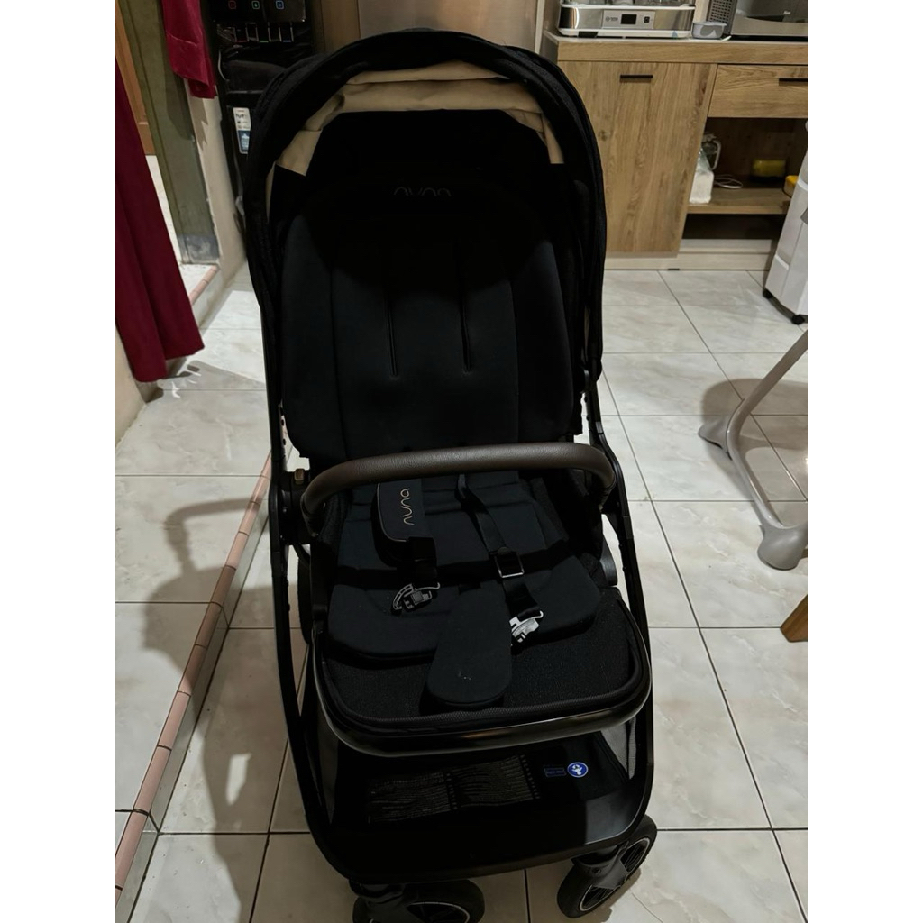 preloved stroller nuna triv