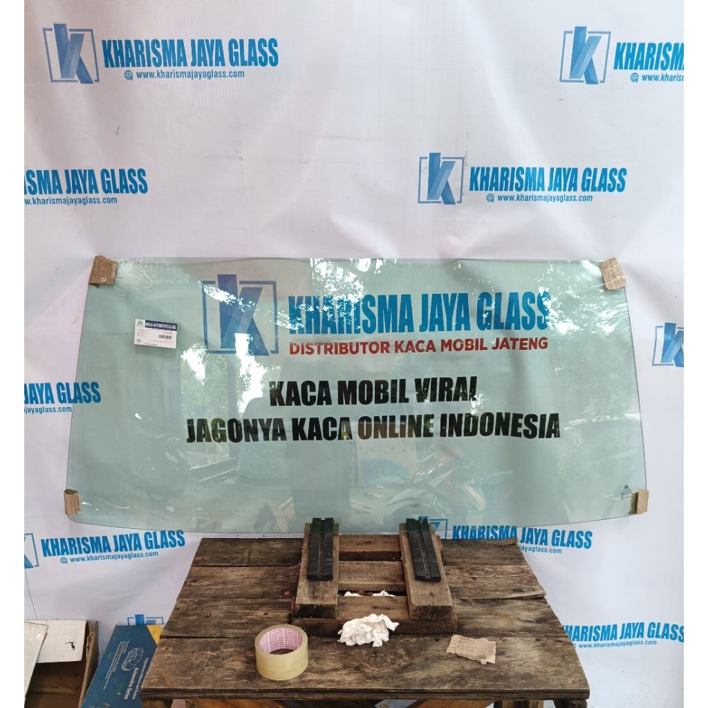 KACA DEPAN KIJANG SUPER