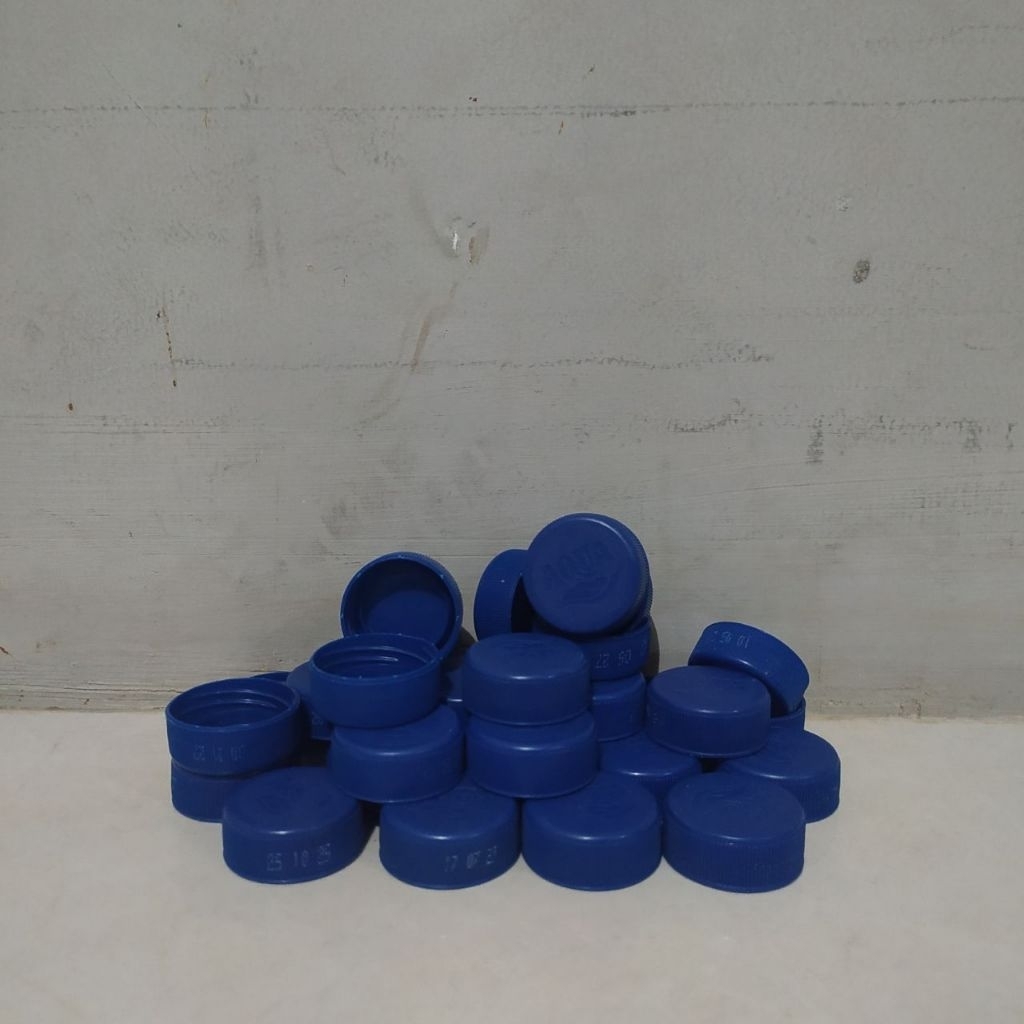 30pcs Tutup Botol Plastik Aqua Warna Biru Tua Bekas Bersih