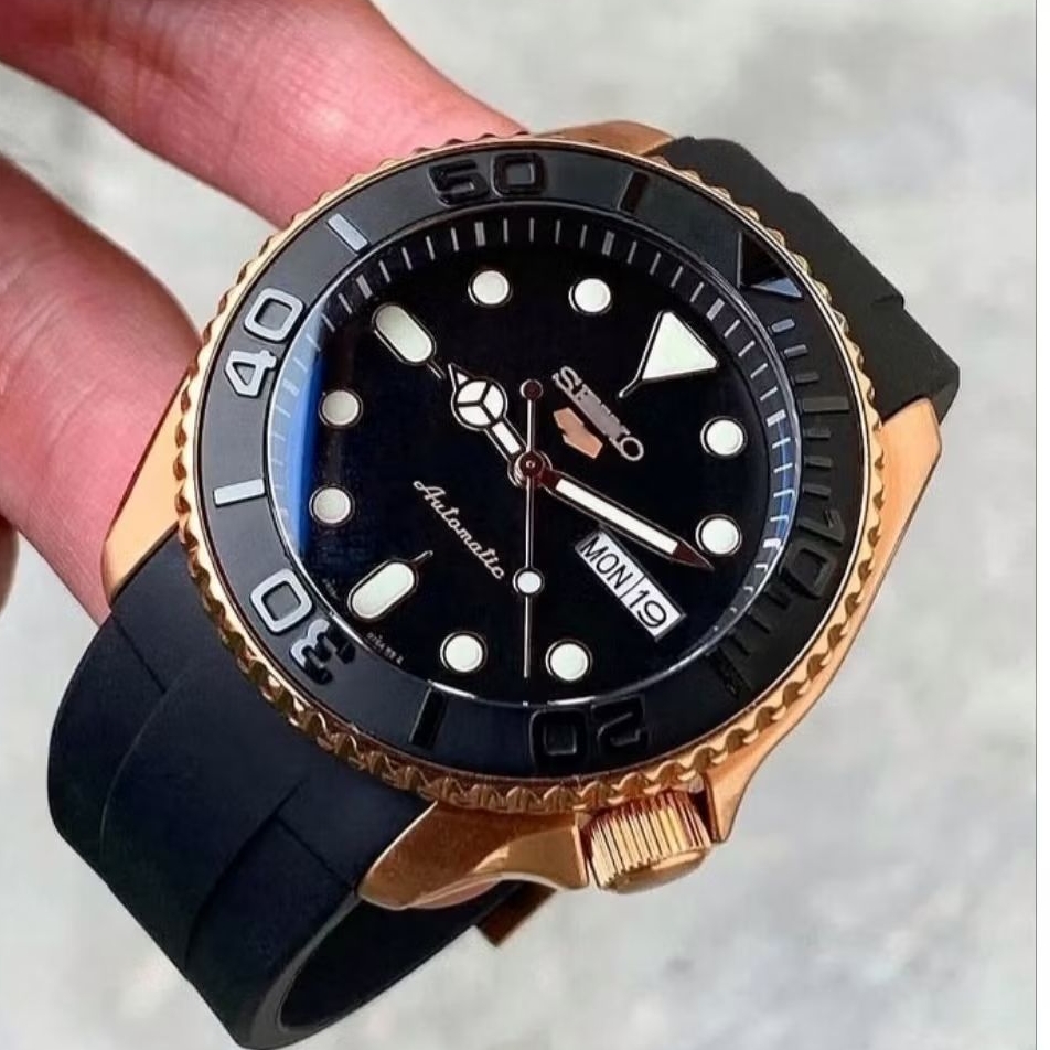 seiko mod srpd skx nh36 movement gold pvd matte case