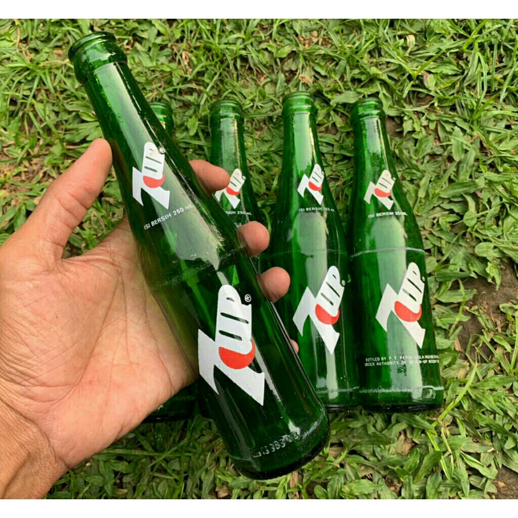 botol minuman 7up (lawas-jadul)