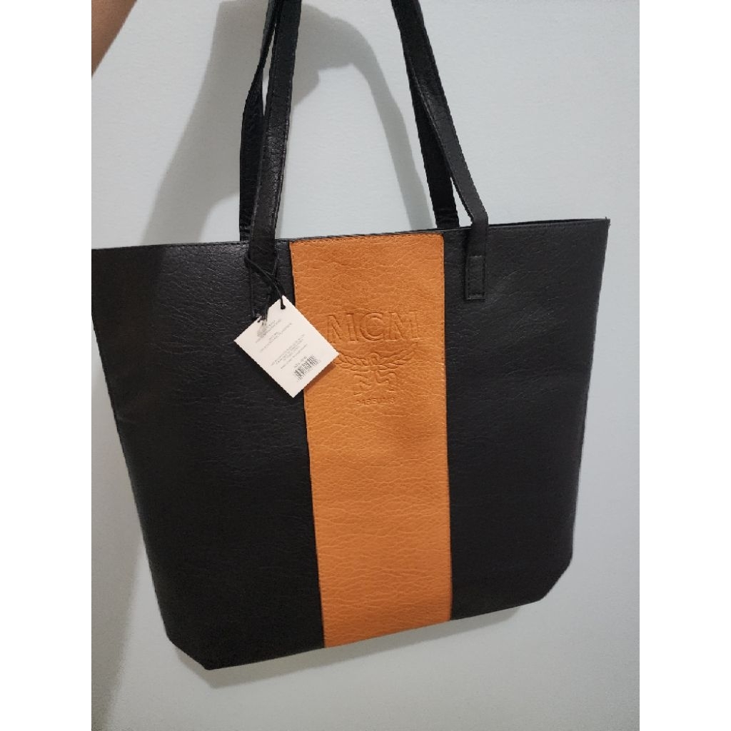 Vip Gift Totebag Original MCM