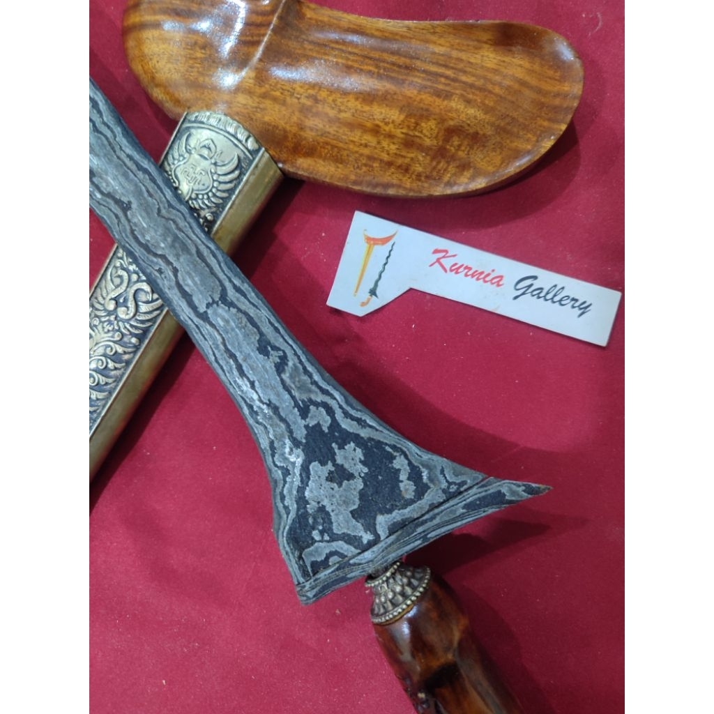 Keris Tua Pamor Bromo Watu