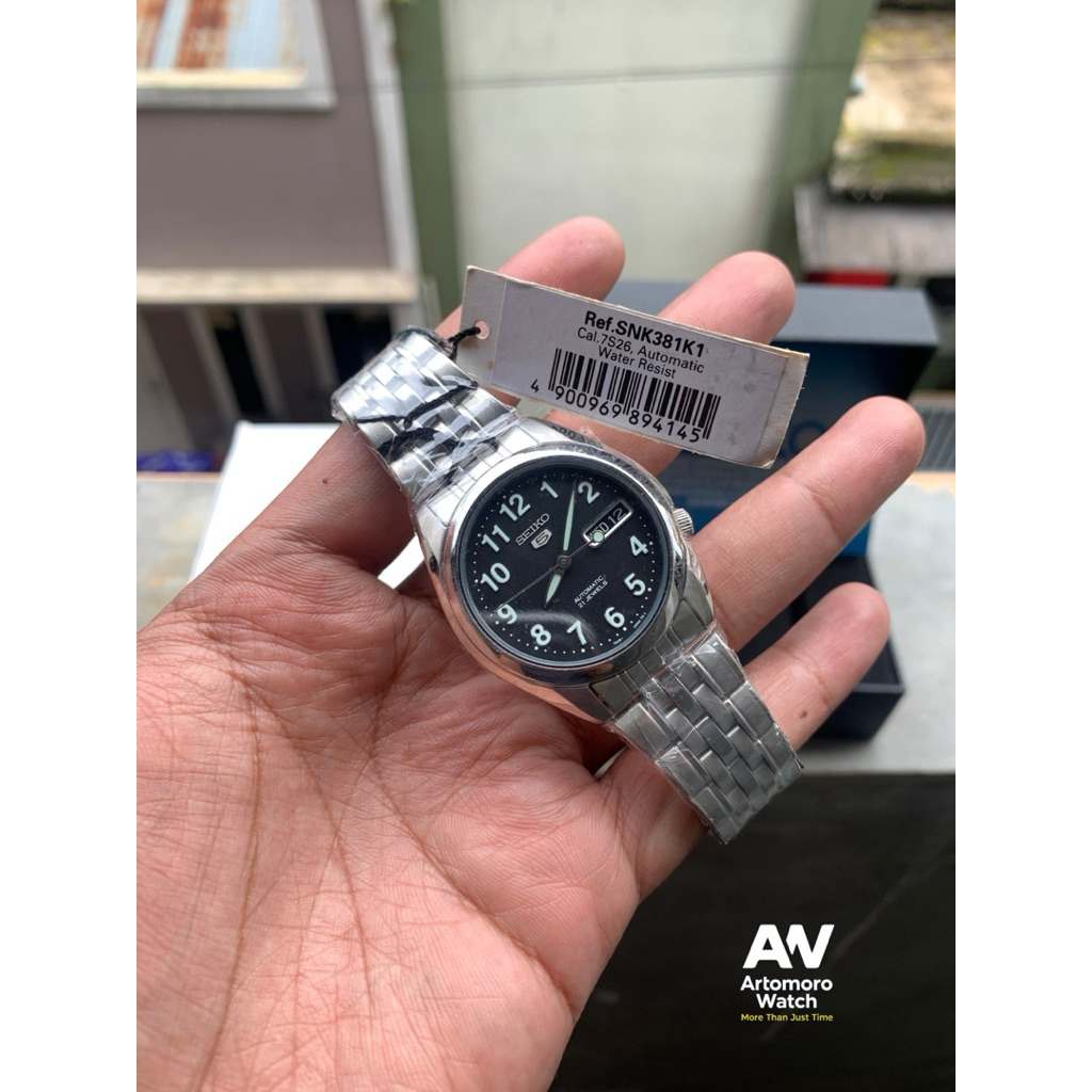 Seiko 5 SNK381K1 (BNIB)