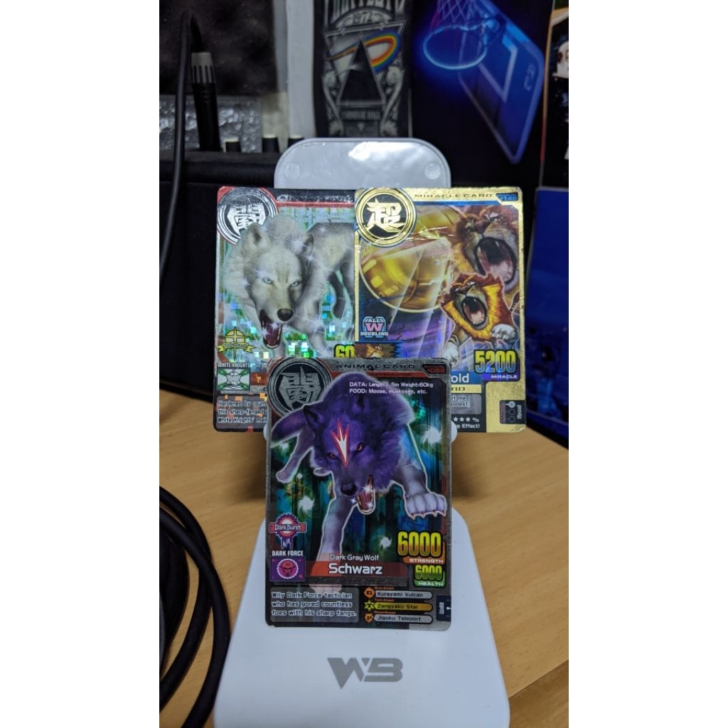 Animal Kaiser Schneider Alien Egg Gold Schwarz