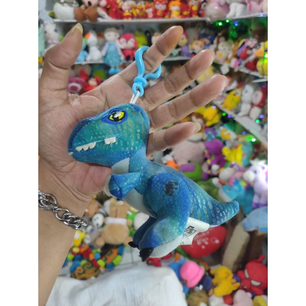 Jurassic World Dinosaur keychain Velociraptor Blue