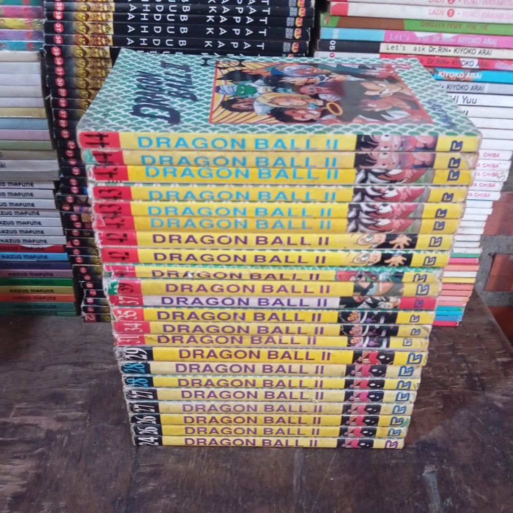 DRAGON BALL II . Bekas pakai