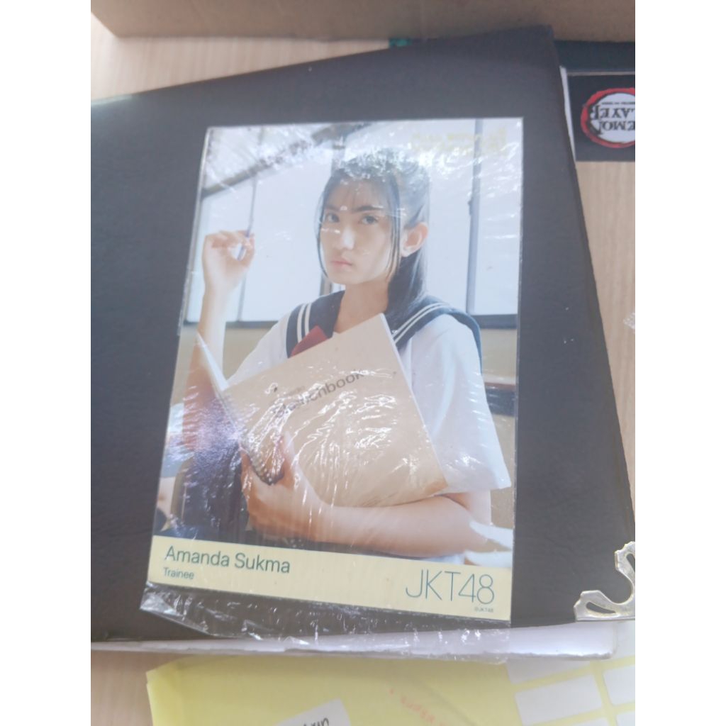 PHOTOPACK JKT48 MASA DEPAN YANG MENYILAUKAN MATA AMANDA