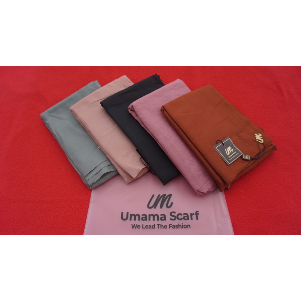Hijab segi empat polos by UMAMA SCARF