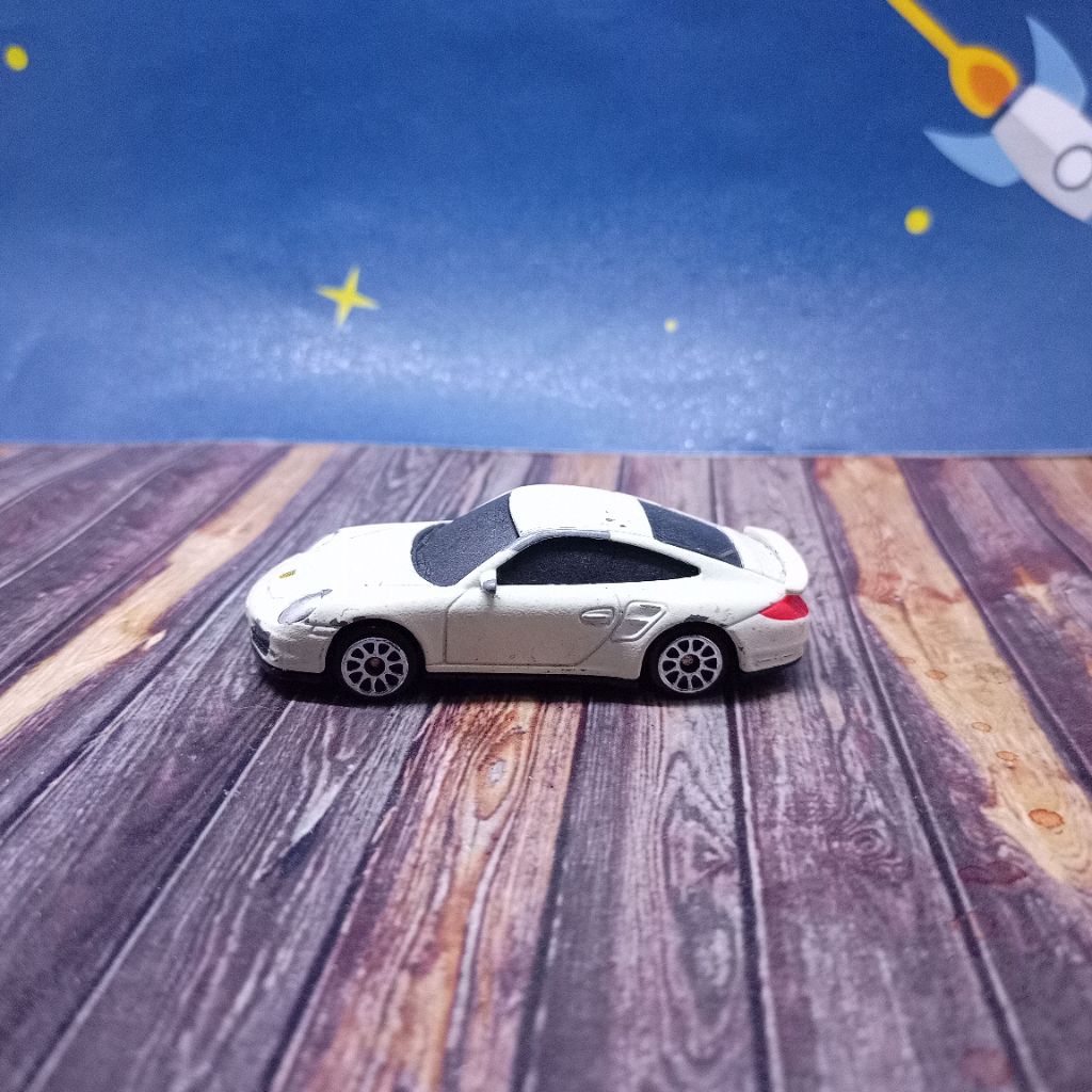 Diecast Porsche 911 Turbo Uni Fortune - Bahan Diorama Junk - Mainan Mobil