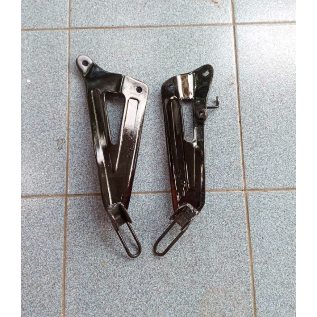 bustef belakang standar original AHM Honda Astrea grand