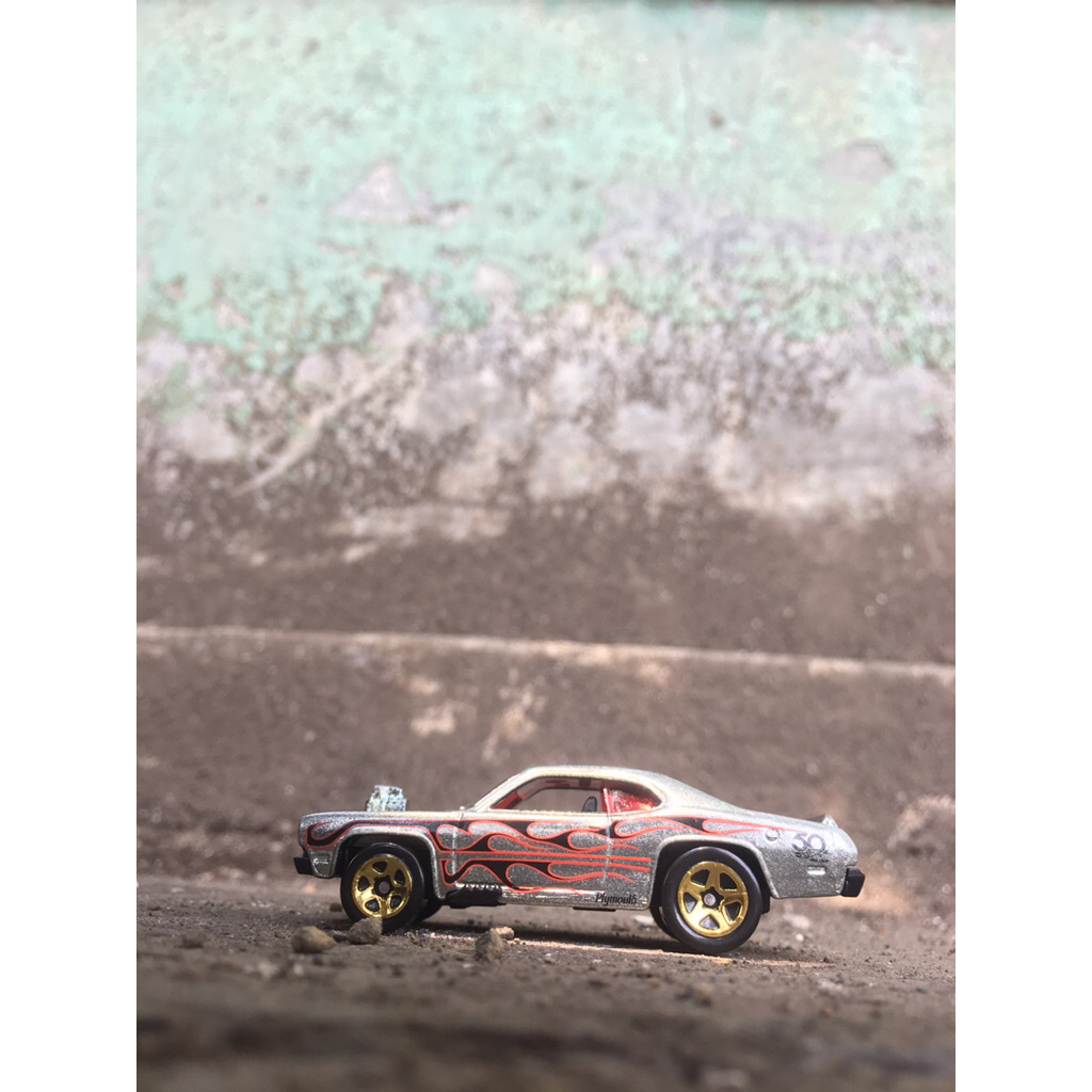 HOTWHEELS PLYMOUTH DUSTER THRUSTER