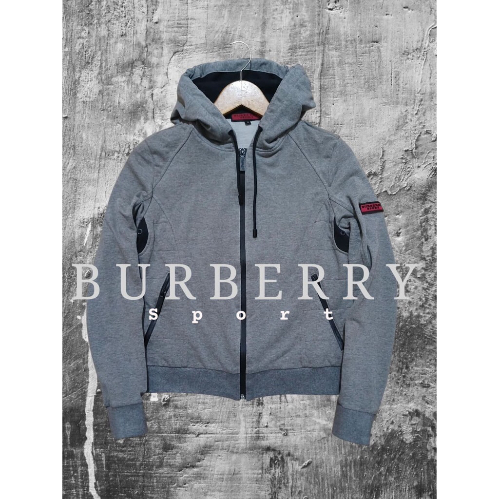 BURBERRY hoodie zipper keren bahan katun lembut adem warna pekat second preloved