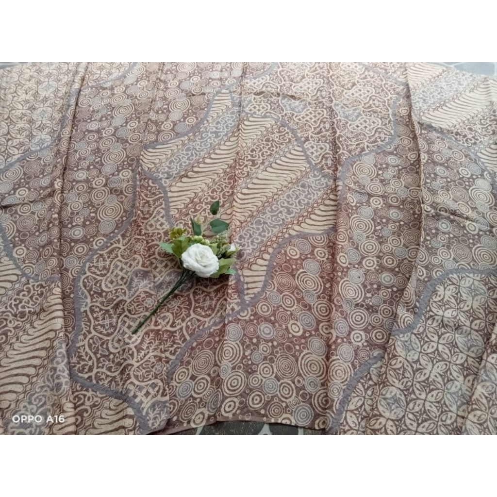 KAIN BATIK VISCOSE MOTIF PULAUAN CAP KHAS CIREBON BATIK FARIZA TERBARU..