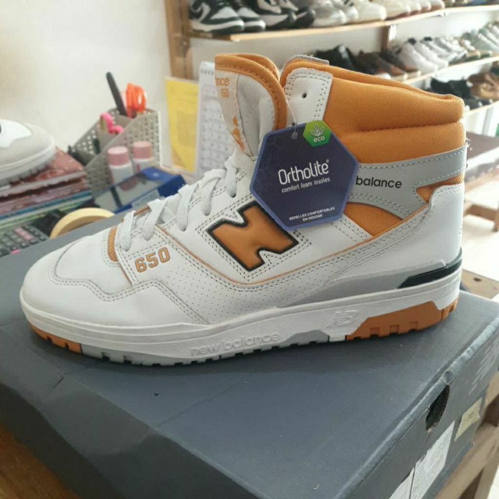 sepatu New Balance 650