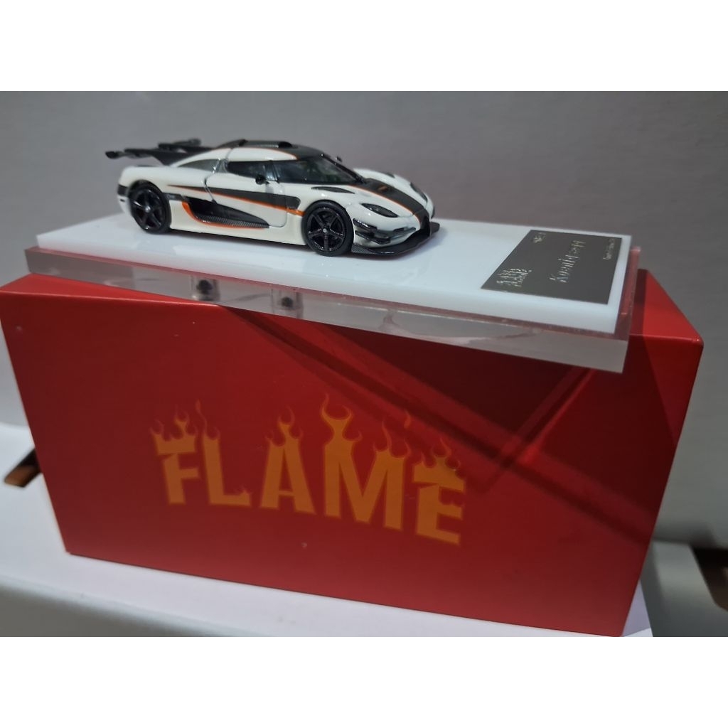 FLAME KOENIGSEGG ONE 1