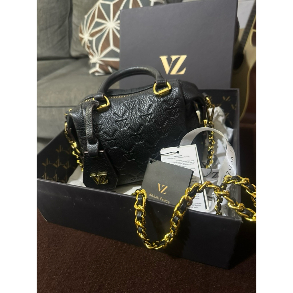 vivi zubedi micro bowling bag