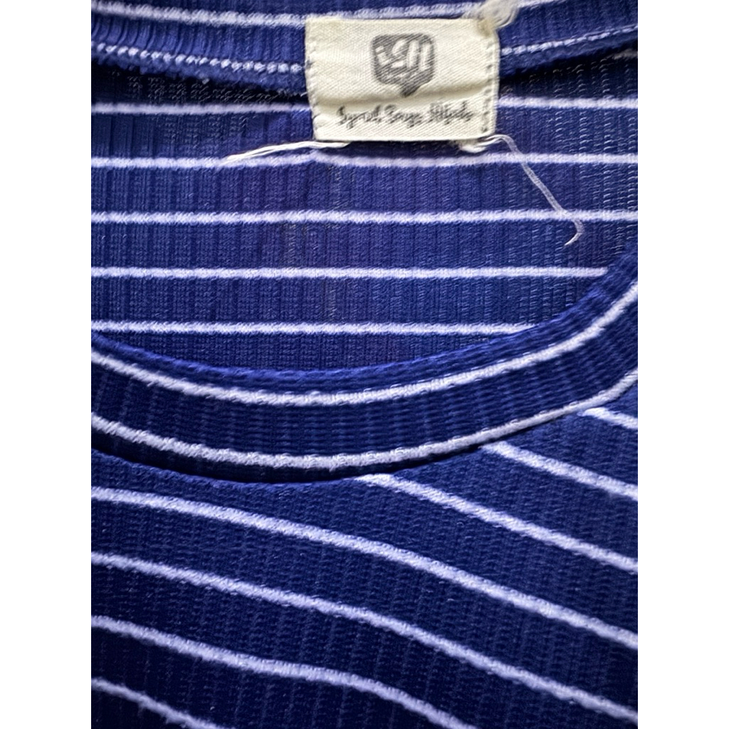 PRELOVED BLOUSE IYMEL SAYS HIJAB ISH