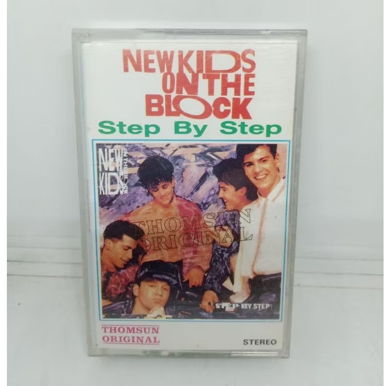 Kaset_Pita_Import_New_Kids_On_The_Block_-_Step_By_Step_/_Thomsun_Original