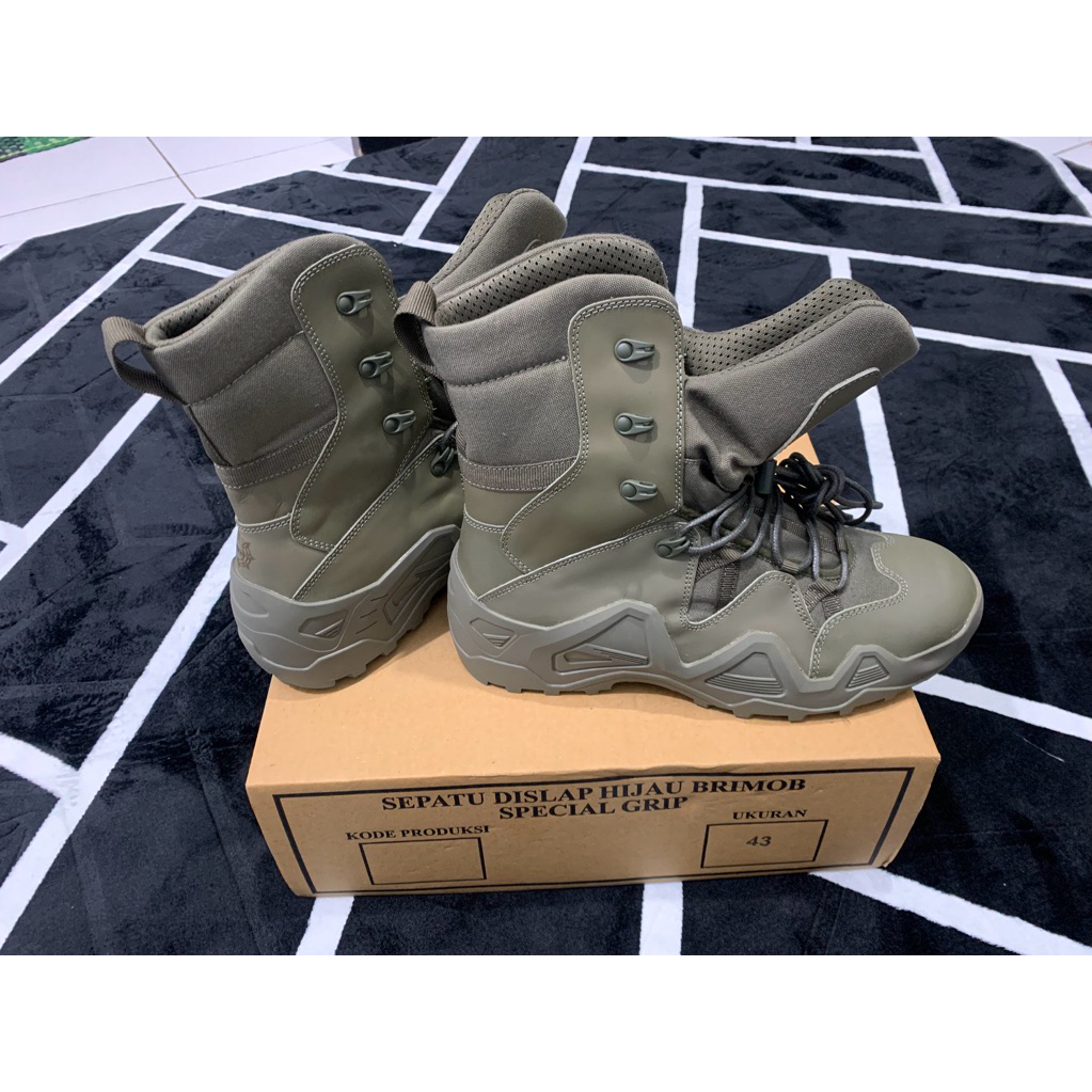 SEPATU PDL PEMBAGIAN BRIMOB HIJAU LOWA