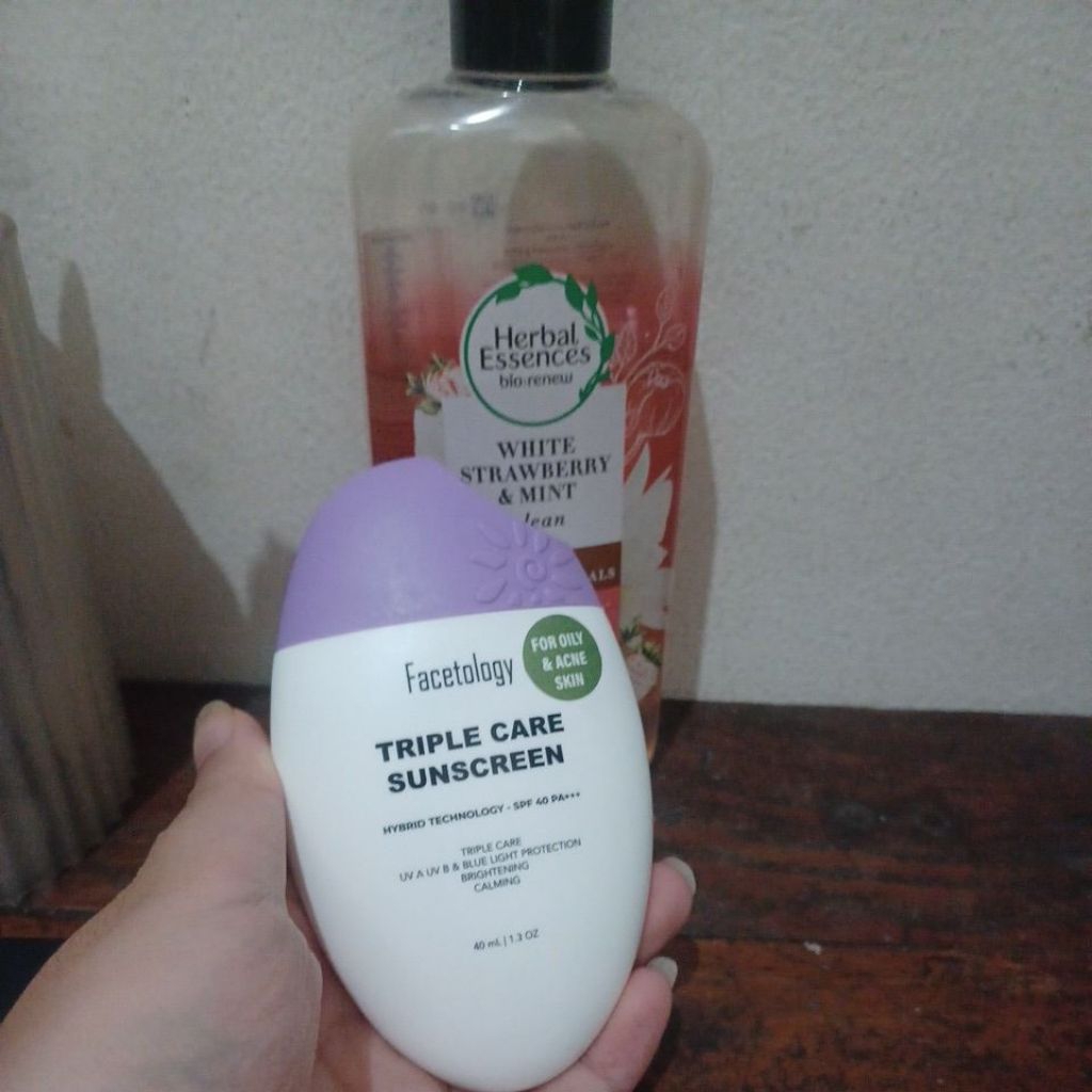 [PRELOVED] Facetology Triple Care Sunscreen for Oily and Acne Skin