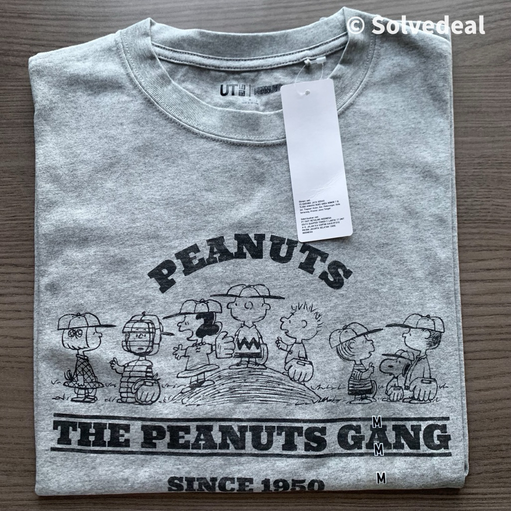 Kaos Uniqlo Snoopy Peanuts Abu-abu