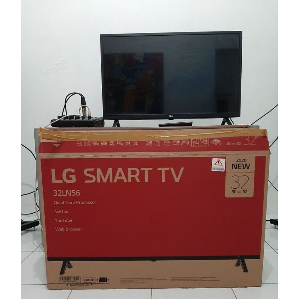 LG smart tv 32 inc