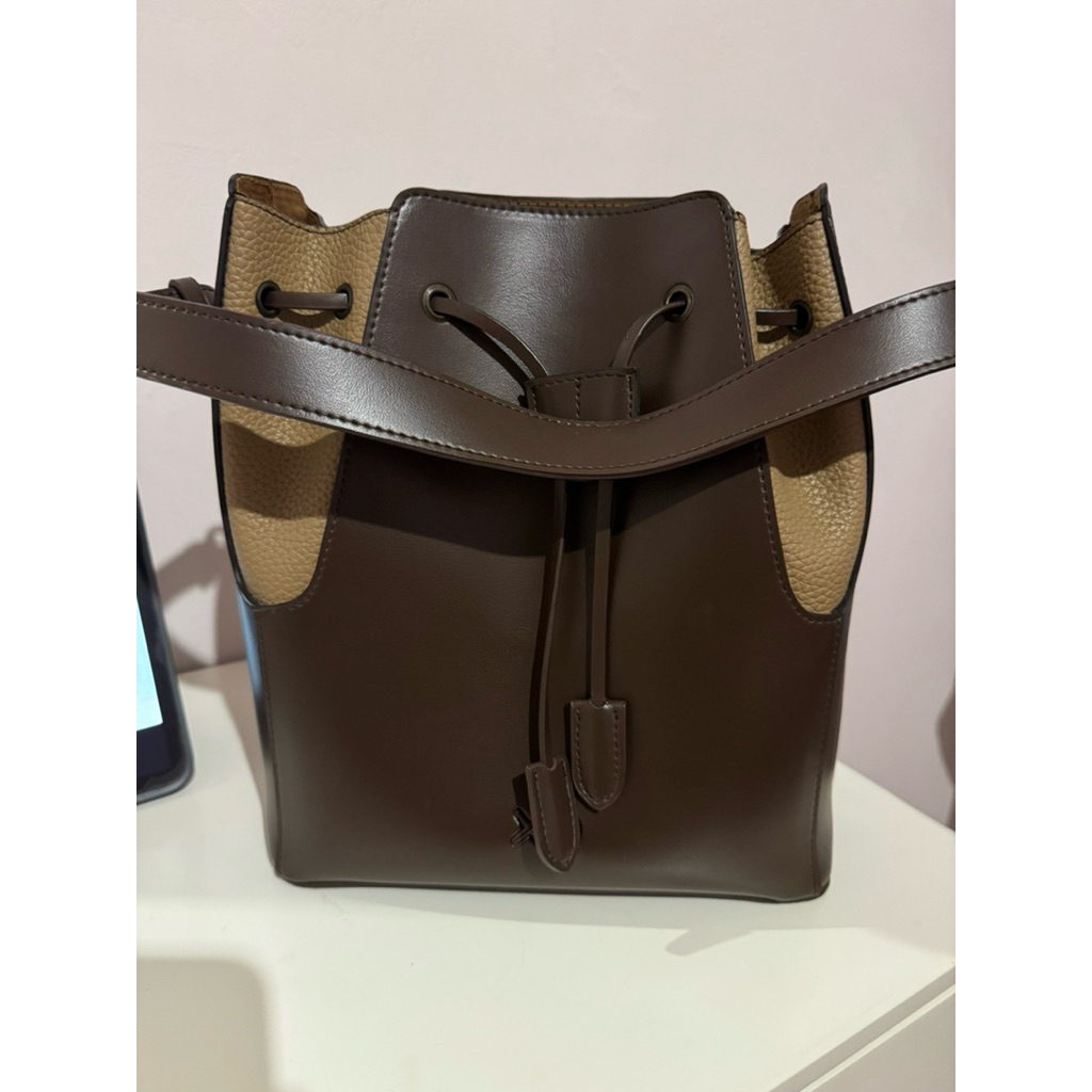 Antidotline Berlin Bucket Bag