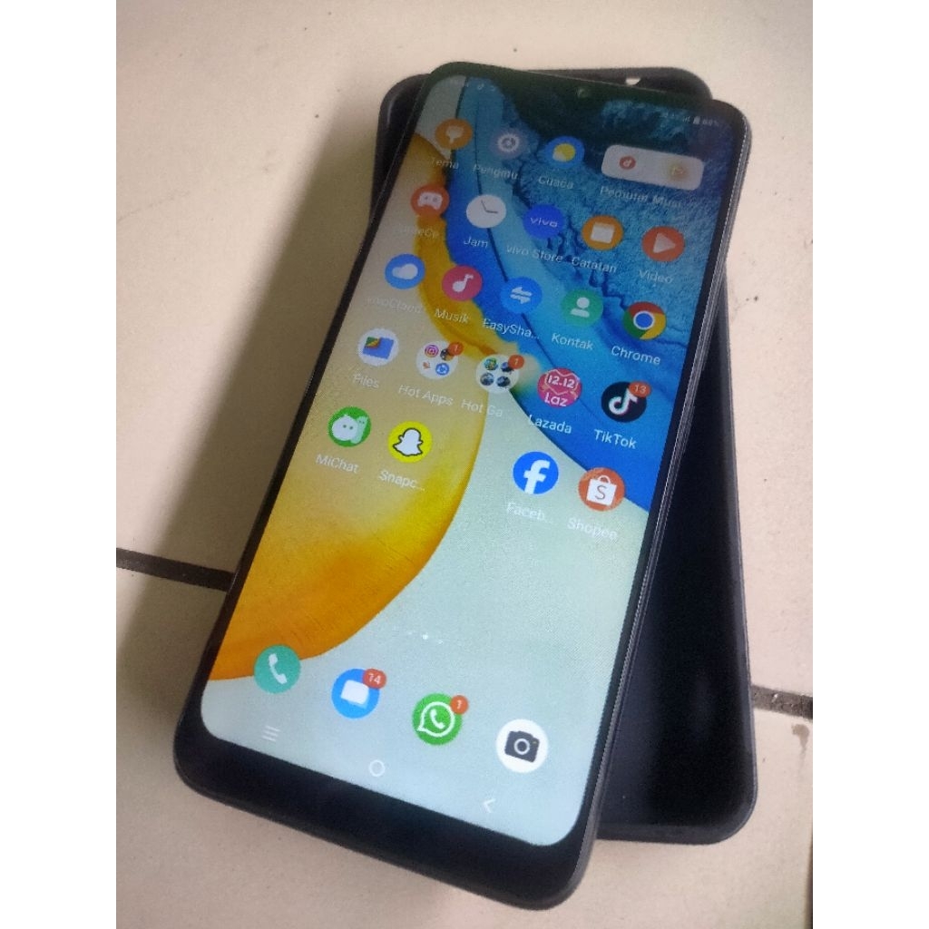 hp Vivo V20 SE bekas 8/128