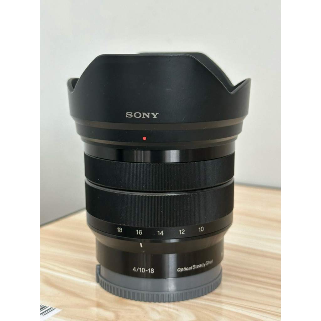 Lensa Sony 10-18mm f4 oss