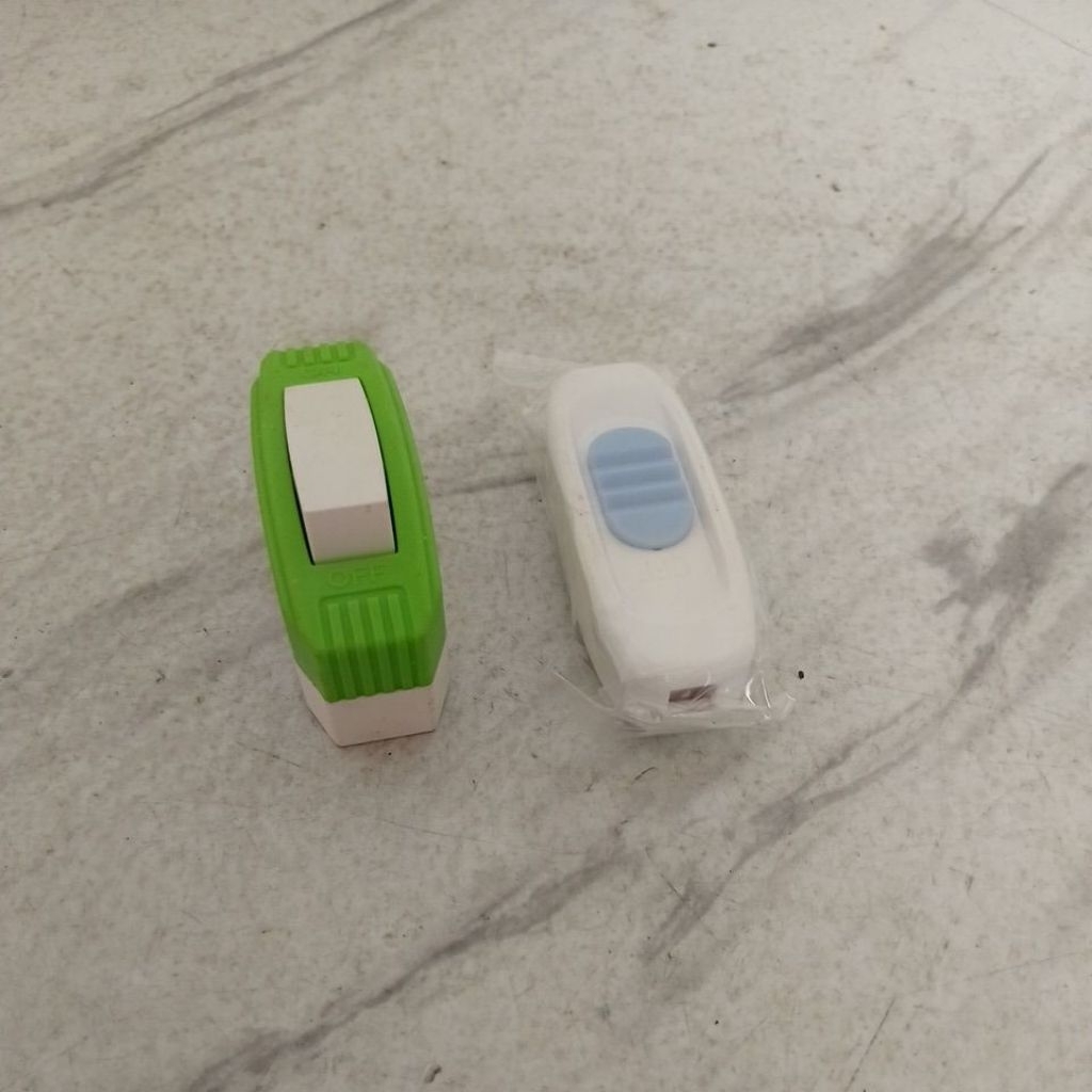 Saklar Gantung on/off Geser