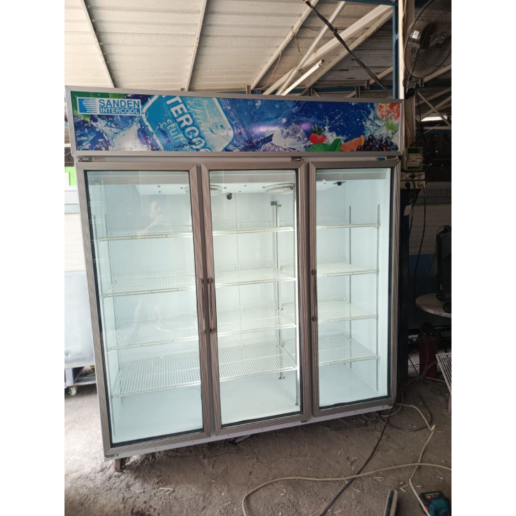 SHOWCASE 3 PINTU 1500L