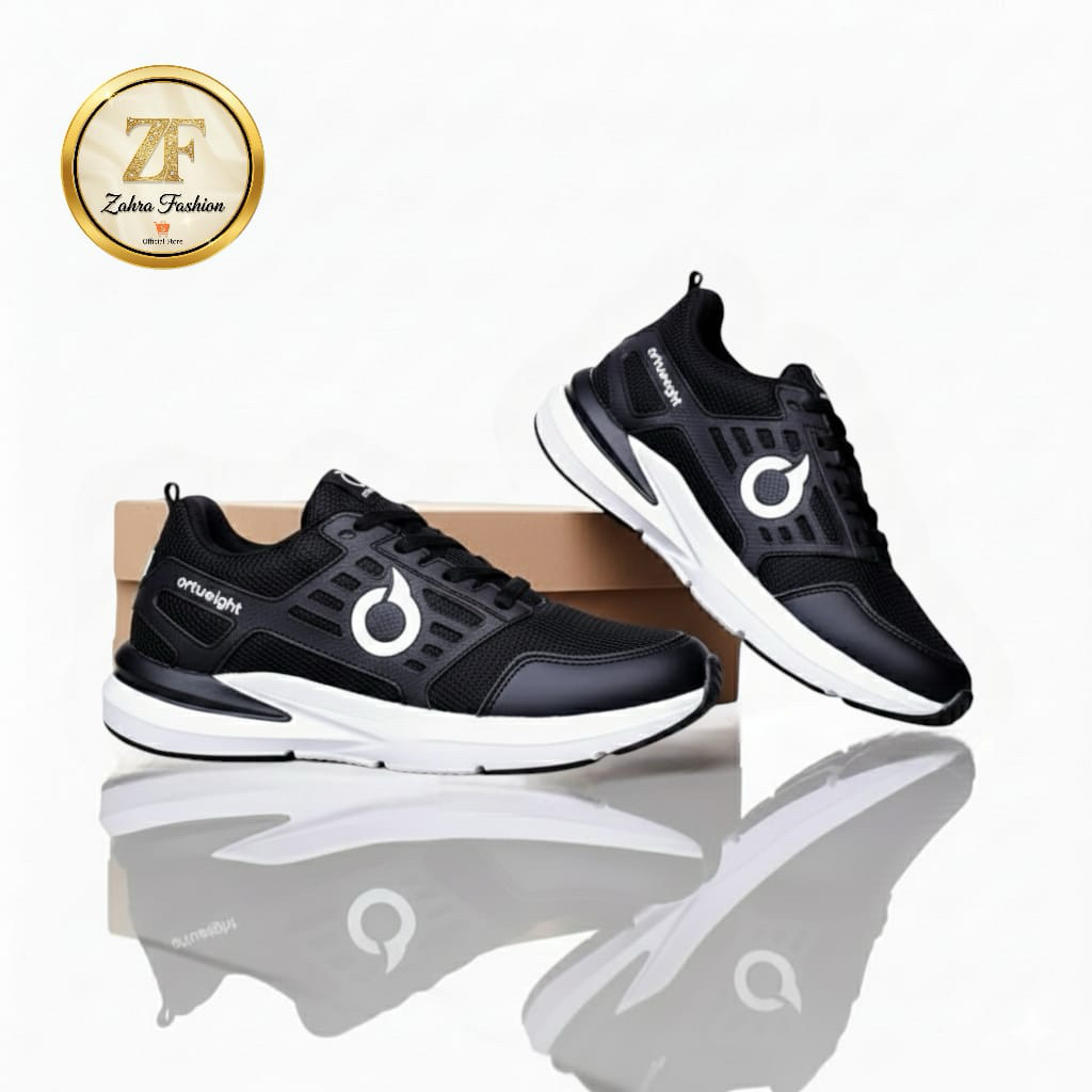 Star Promo Sepatu Running Ortuseight Outdoor  Hitam Putih Sepatu Ortuseight