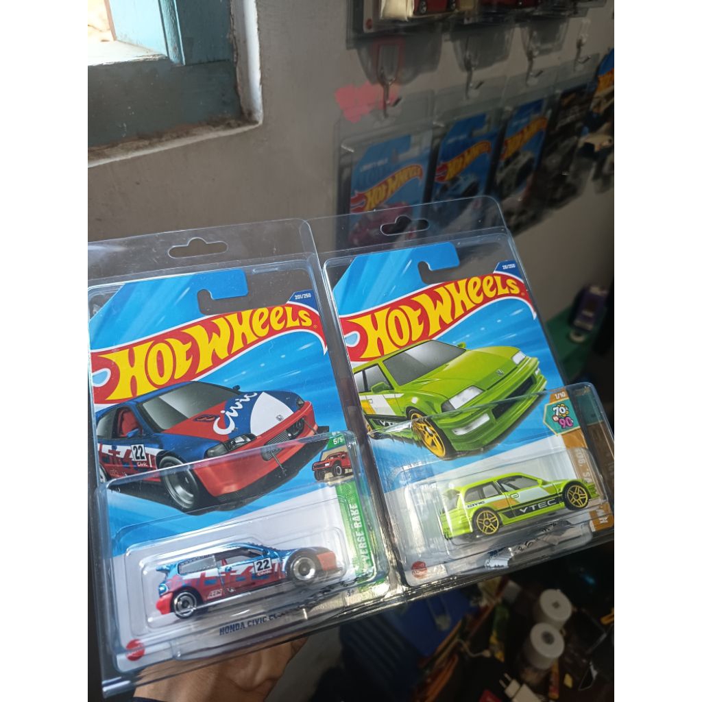 Hotwheels Civic Custom & Civic EF