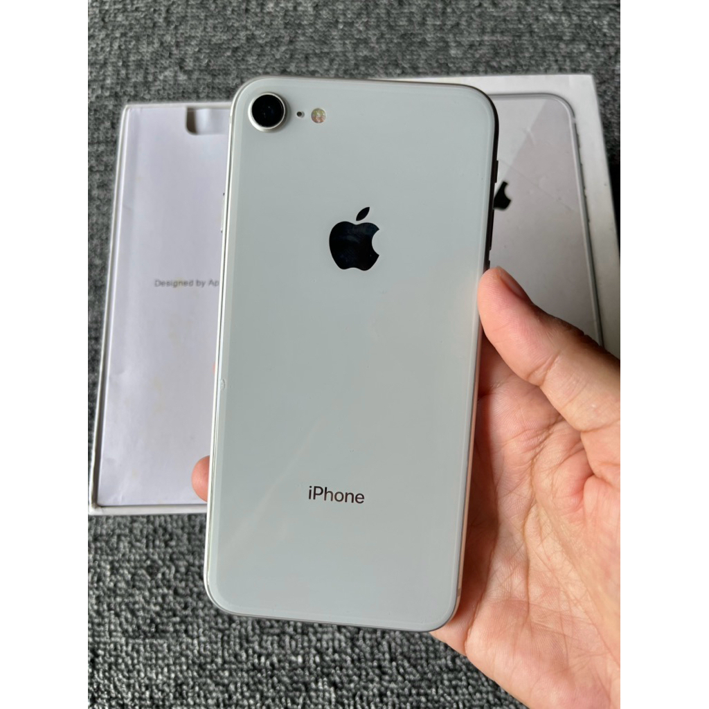 Second iPhone 8 64GB White Liste