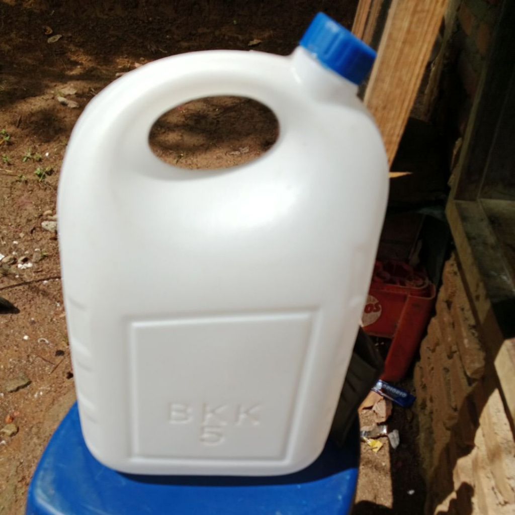 Jerigen 5 Liter  Putih Bekas Madu