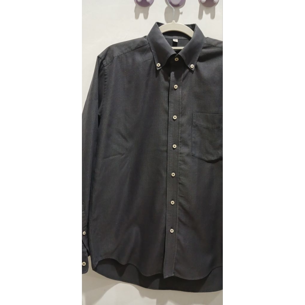 Preloved Kemeja lengan panjang cowok uniqlo/emporio armani/kemeja cowok bigsize