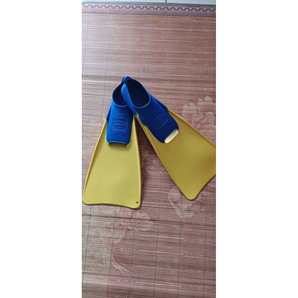 fins renang pantas