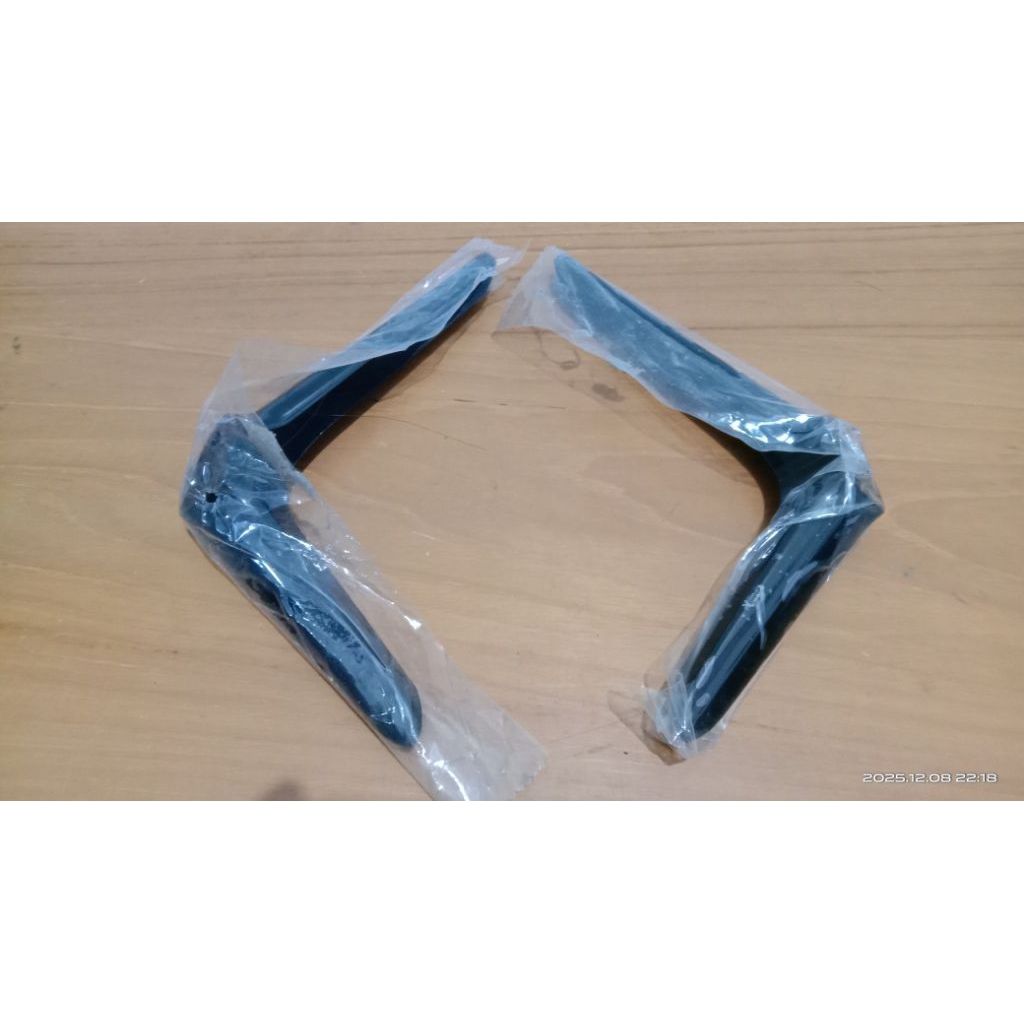 KAKI TV AKARI LE 24D53 KAKI TV AKARI LE-24D53