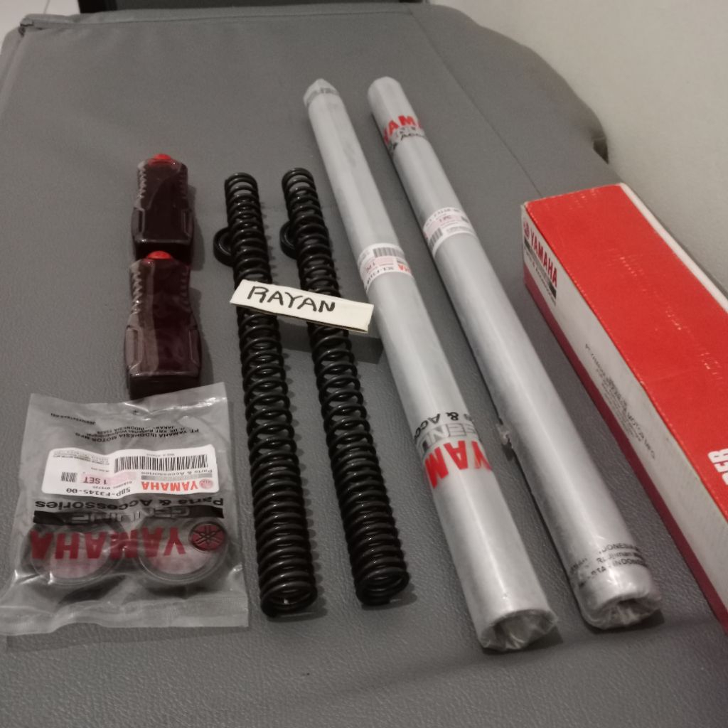 sok depan vixion vixion vixion vixion vixion sok sil per oli 3C1 original