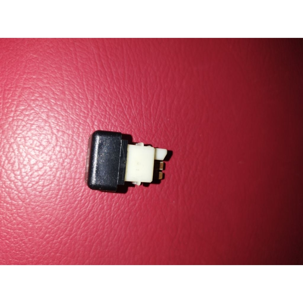 Fiat Uno 2 Switch Lampu Kabut